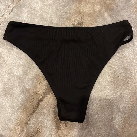 Waves Swim Black Ribbed High-Waist Bikini - Picture 4 of 8